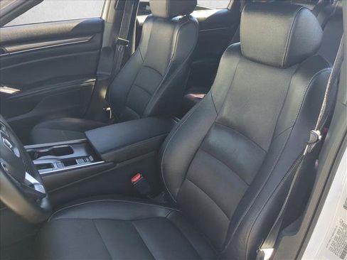 Used 2019 Honda Accord Sport image 16