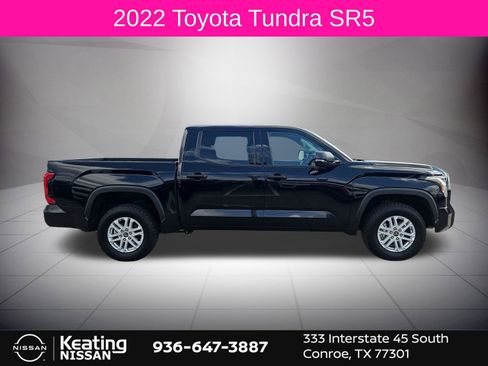 Used 2022 Toyota Tundra SR5 w/ SR5 Convenience Package AWD/4WD image 2