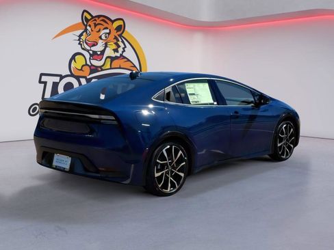 New 2026 Toyota Prius Plug-In Hybrid image 5