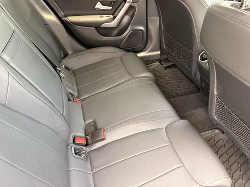 Used 2023 Mercedes-Benz CLA 250 4MATIC image 13