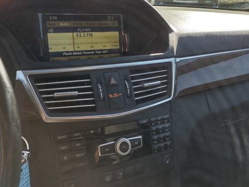 Used 2012 Mercedes-Benz E 350 4MATIC Sedan image 19