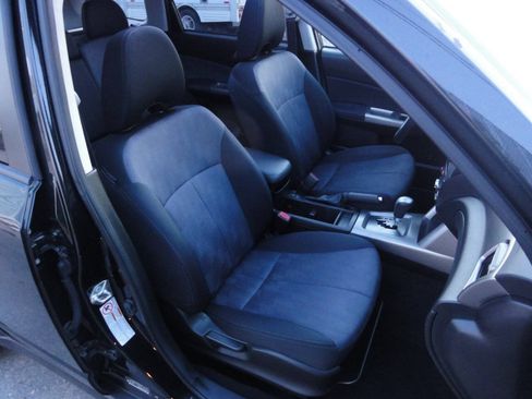 Used 2010 Subaru Forester 2.5X Premium AWD/4WD image 40