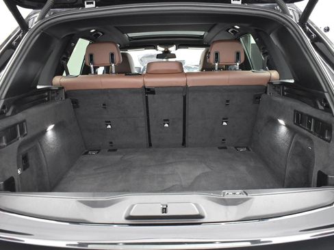 Used 2021 BMW X5 xDrive40i w/ M Sport Package AWD/4WD image 12