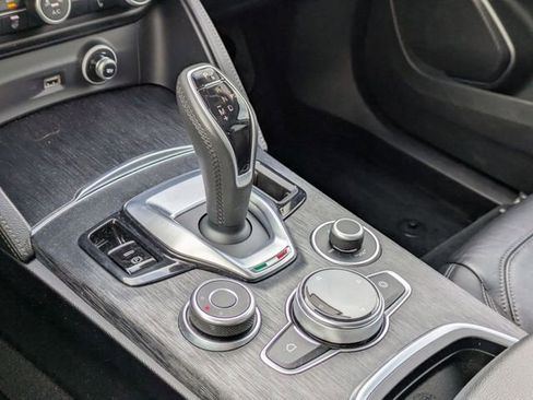 Used 2020 Alfa Romeo Stelvio Sport w/ Quick Order Package 22J Sport image 9