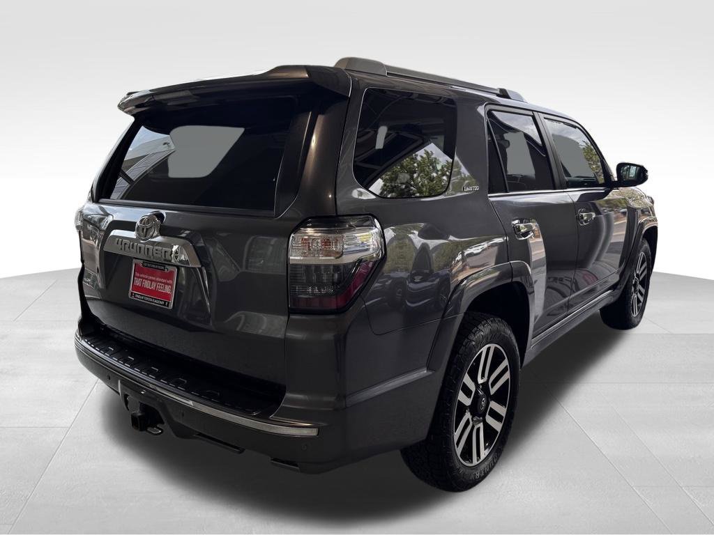 Used 2018 Toyota 4Runner Limited AWD/4WD image 6