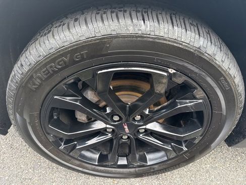 Used 2022 GMC Terrain SLE w/ Driver Convenience Package image 5