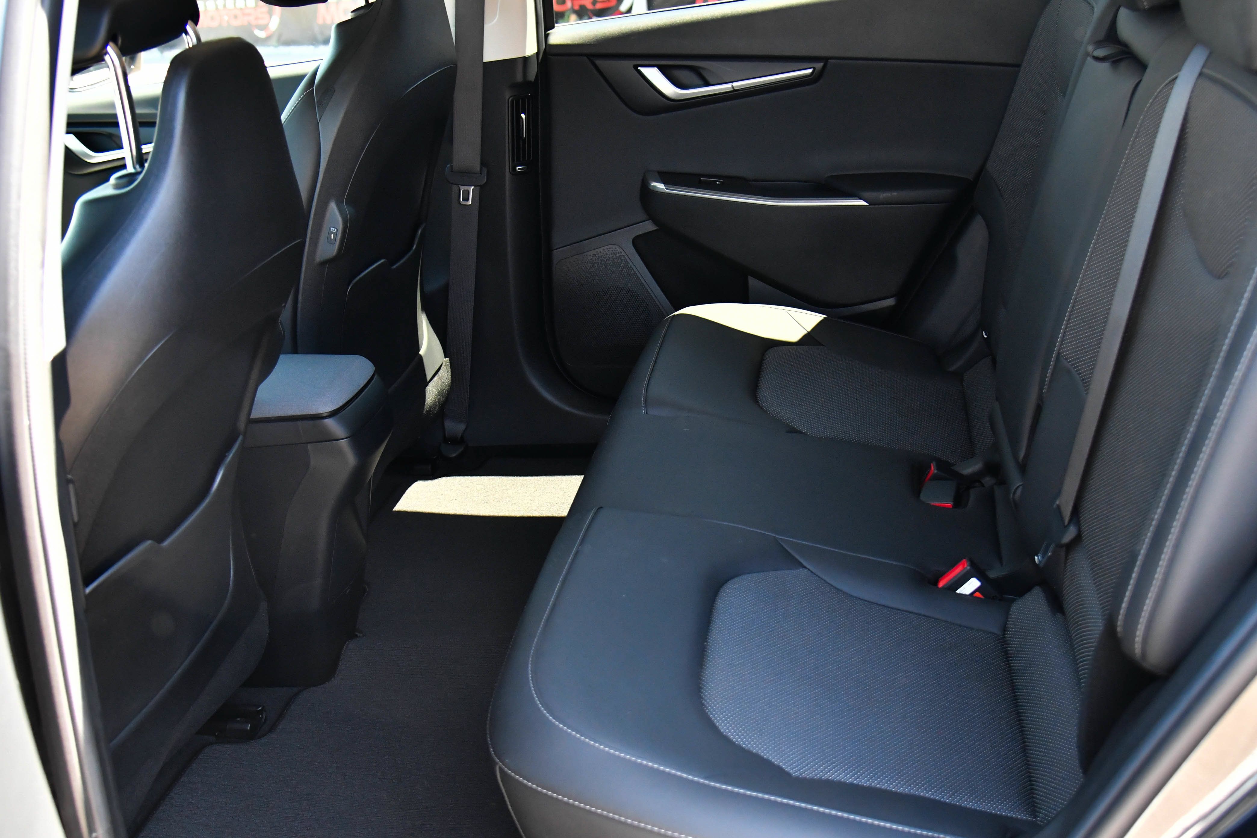 Used 2024 Kia EV6 Light RWD image 39
