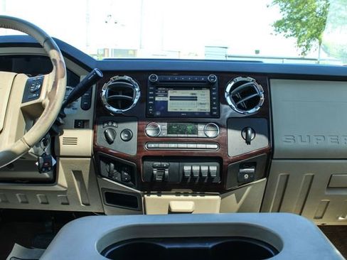 Used 2009 Ford F250 Lariat AWD/4WD image 17