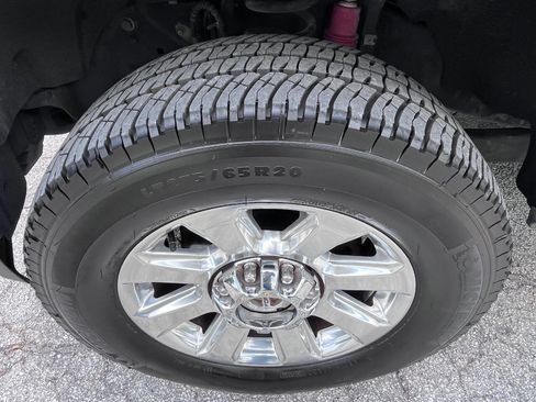 Used 2017 Ford F250 Platinum w/ Platinum Ultimate Package AWD/4WD image 20