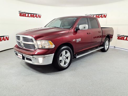 Used 2019 RAM 1500 Lone Star RWD image 3