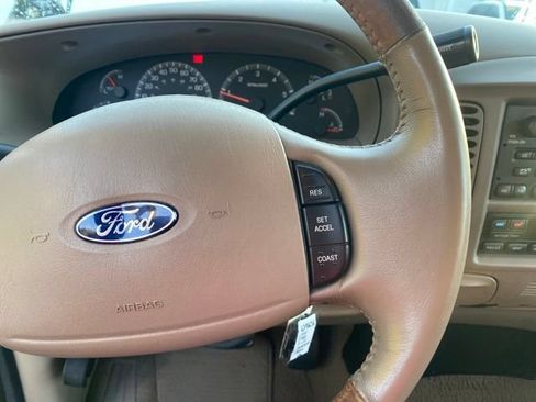 Used 2002 Ford F150 King Ranch RWD image 21