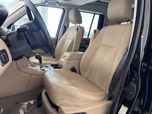 Used 2011 Land Rover LR4 HSE AWD/4WD image 5