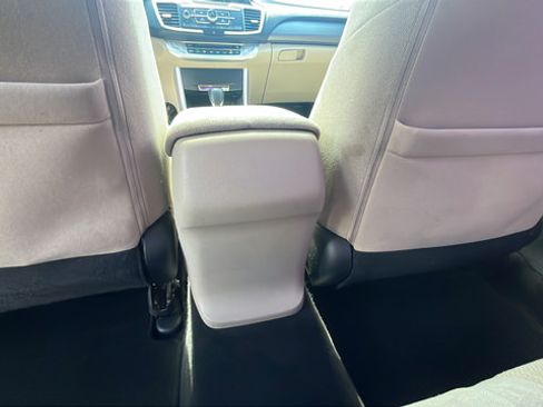 Used 2013 Honda Accord LX image 22
