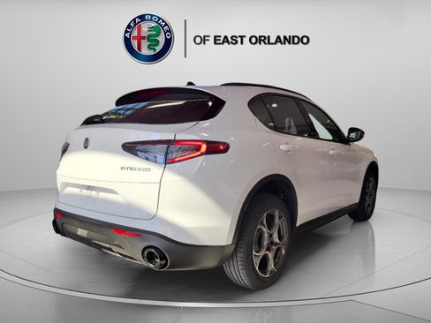 New 2025 Alfa Romeo Stelvio Sprint image 8
