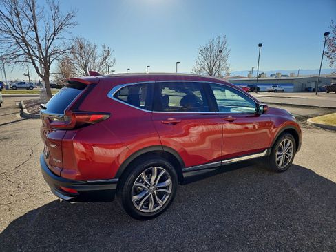 Used 2022 Honda CR-V Touring image 4