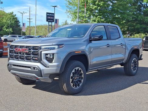Used 2026 GMC Canyon AT4 w/ Technology Plus Package AWD/4WD image 2