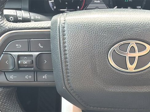 Certified 2025 Toyota Tacoma TRD Sport image 28