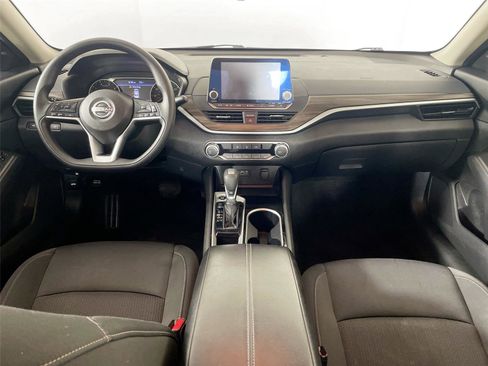 Used 2024 Nissan Altima 2.5 SV image 28