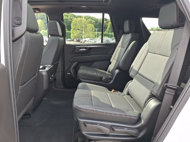 Used 2026 Chevrolet Tahoe RST w/ Comfort Package AWD/4WD image 18