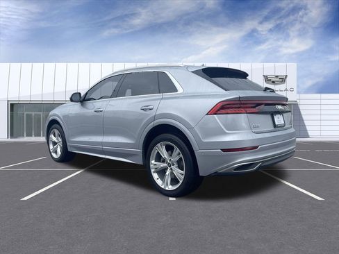 Used 2022 Audi Q8 Premium Plus image 6