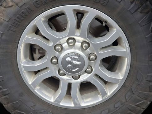 Used 2018 RAM 2500 Laramie w/ Cold Weather Group image 36