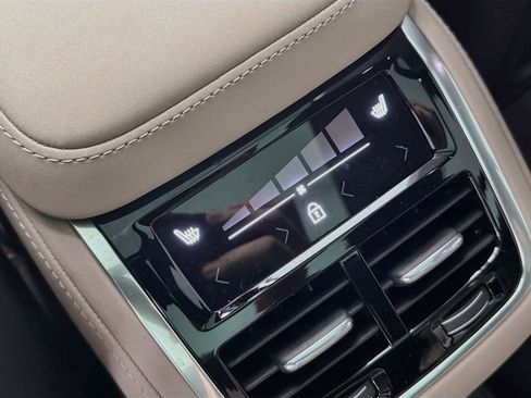 New 2026 Volvo XC90 T8 Plus w/ Protection Package Premier AWD/4WD image 27