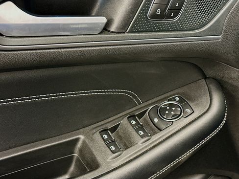 Used 2024 Ford Edge Titanium image 15