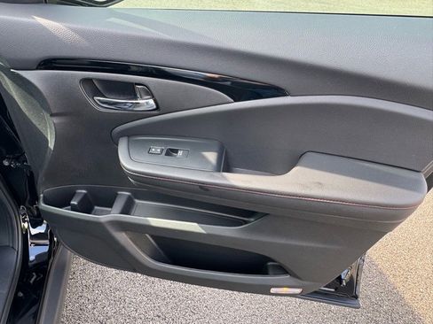 Used 2022 Honda Ridgeline Black Edition image 48