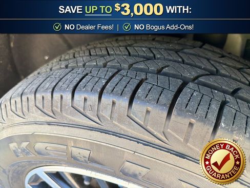 Used 2021 Volkswagen Tiguan SE w/ Panoramic Sunroof Package image 11