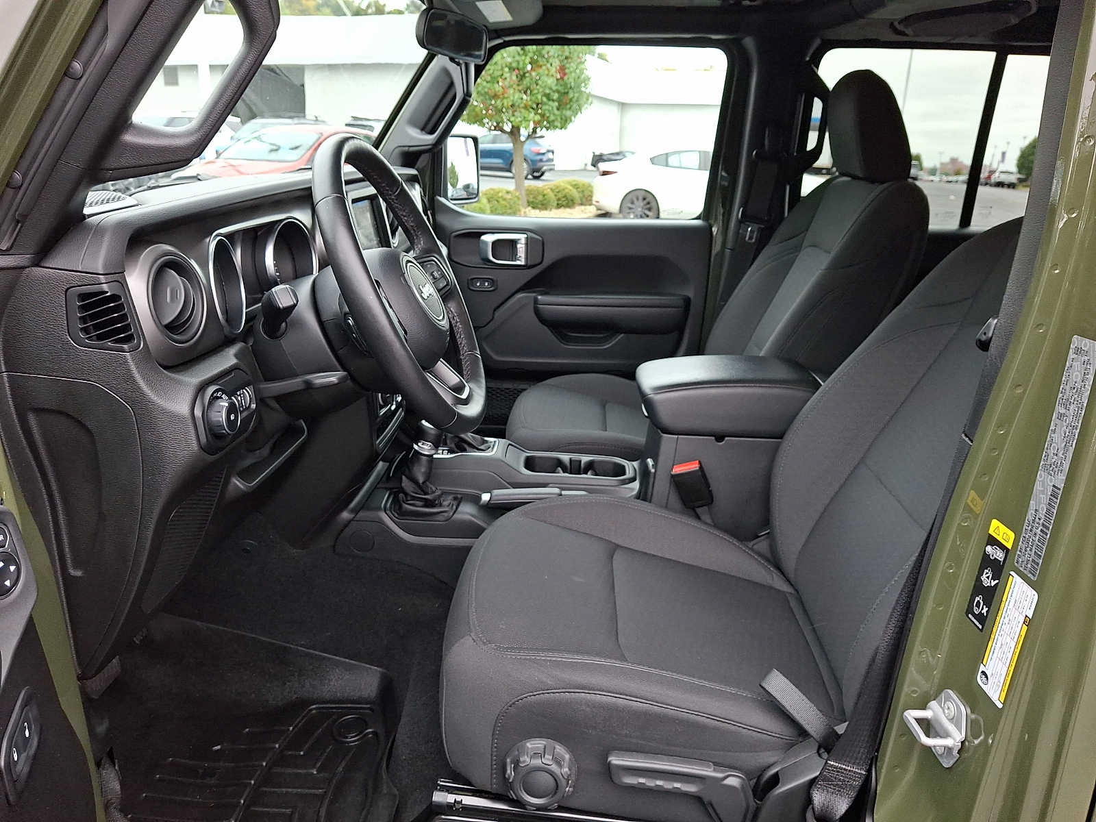 Used 2021 Jeep Wrangler Unlimited Sport AWD/4WD image 13