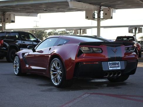 Used 2015 Chevrolet Corvette Z06 w/ 2LZ Preferred Equipment Group image 5