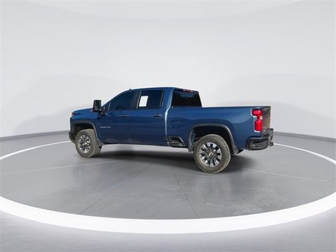 Used 2024 Chevrolet Silverado 2500 Custom w/ Custom Value Package image 8