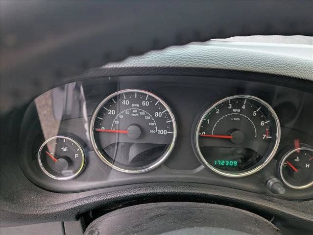 Used 2014 Jeep Wrangler Unlimited Sahara AWD/4WD image 11
