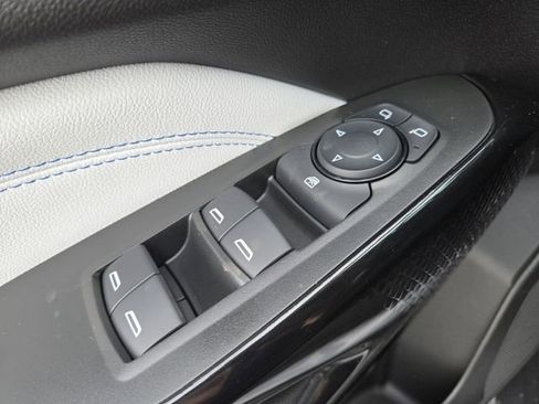 New 2026 Chevrolet Trax LT image 32