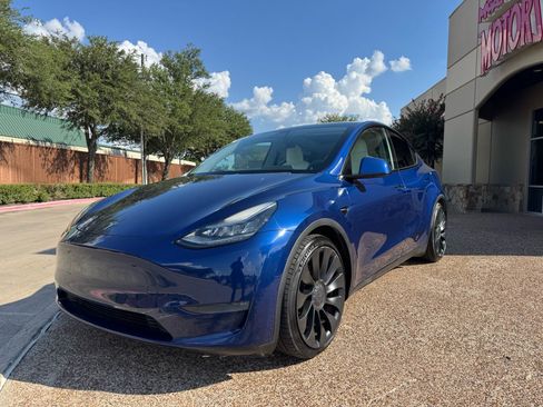 Used 2020 Tesla Model Y Long Range AWD/4WD image 5