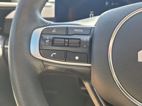 Used 2025 Kia K5 LXS FWD image 27