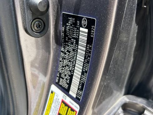Used 2021 Toyota Camry SE FWD image 10