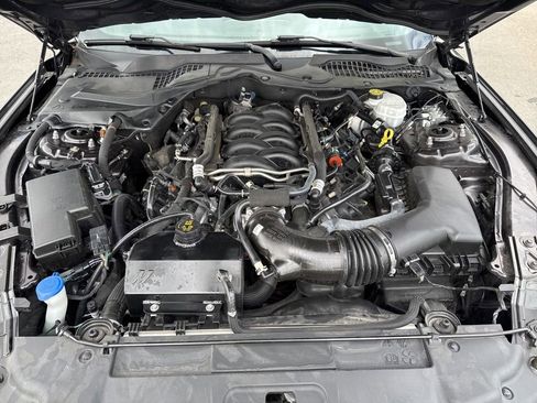 Used 2022 Ford Mustang GT w/ Equipment Group 301A RWD image 8