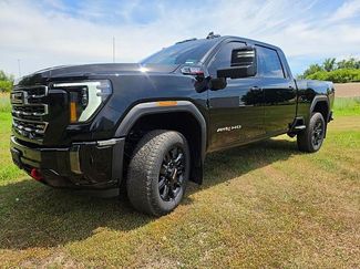 Used 2024 GMC Sierra 2500 AT4 w/ Technology Package AWD/4WD video 1