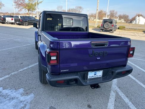 New 2026 Jeep Gladiator Sport image 25