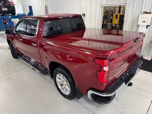 Used 2019 Chevrolet Silverado 1500 LTZ AWD/4WD image 10