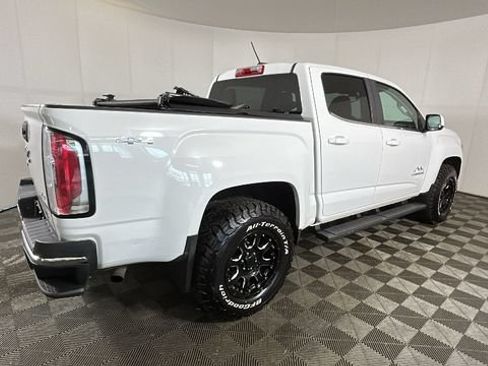 Used 2015 GMC Canyon SLE AWD/4WD image 2