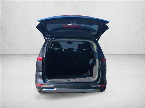 Used 2024 Kia Carnival SX FWD image 6