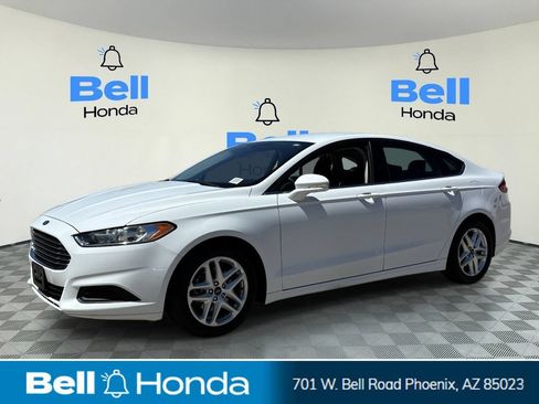 Used 2016 Ford Fusion SE FWD image 1
