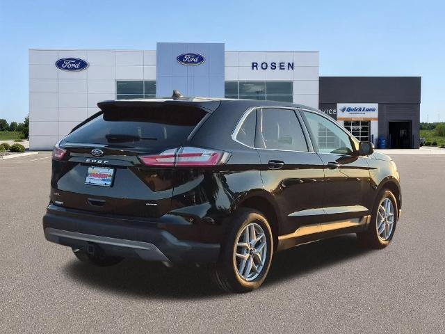 Certified 2024 Ford Edge SEL w/ Convenience Package AWD/4WD image 3