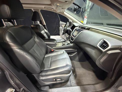 Used 2017 Nissan Murano Platinum w/ Platinum Technology Package image 19