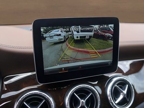 Used 2018 Mercedes-Benz CLA 250 image 17