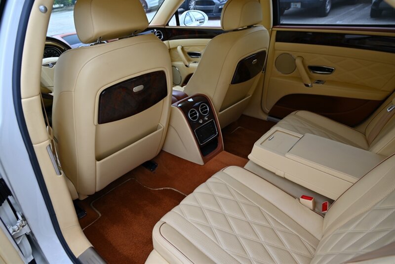 Used 2016 Bentley Flying Spur W12 AWD/4WD image 36