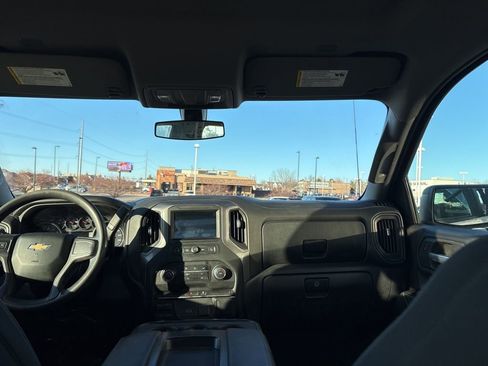 Used 2019 Chevrolet Silverado 1500 W/T w/ Trailering Package image 32