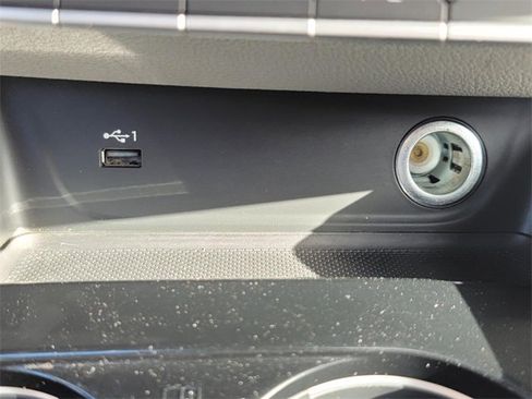 Used 2023 Audi A4 2.0T Premium Plus image 21